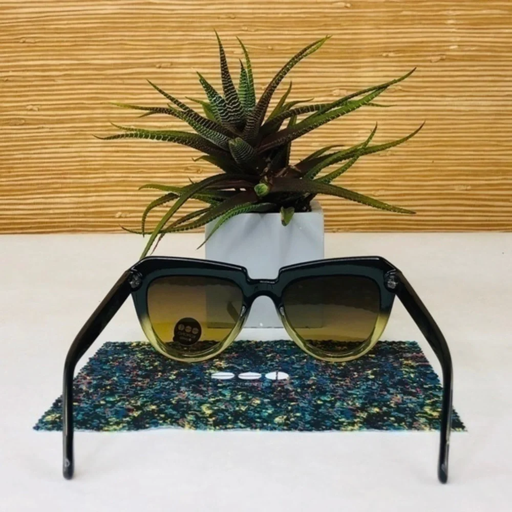 KOMONO Stella Expressionist Sunglasses 🕶 (NEW)